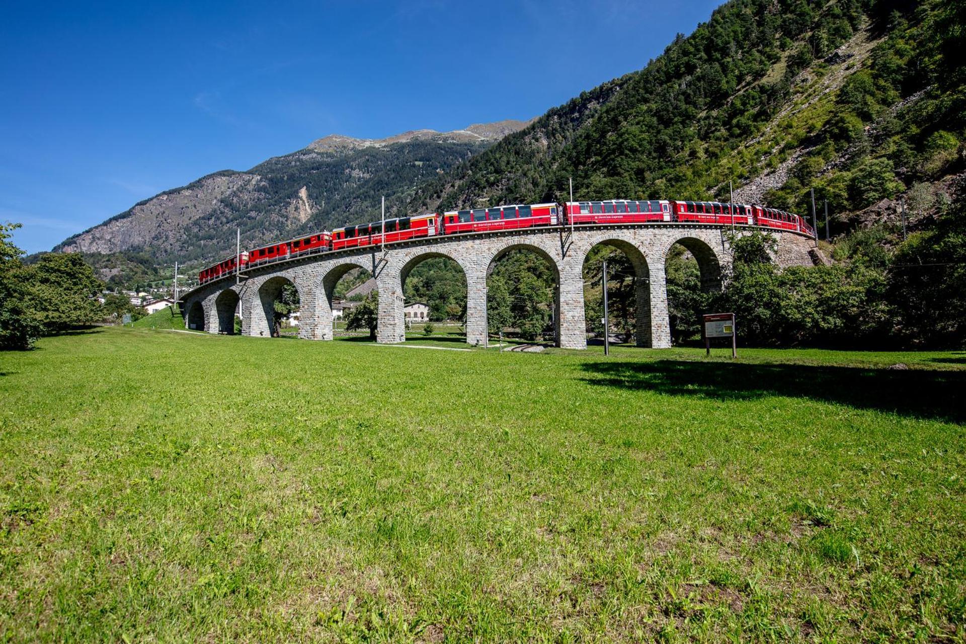 Ferienwohnung Residenza 39 - 900 M To Bernina Express Tirano Exterior foto